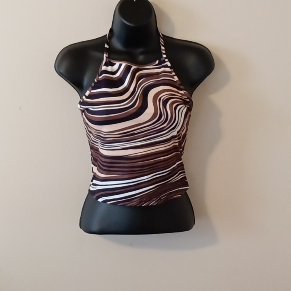 🆕 NWOT Shrine EZwear halter top